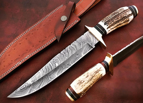 Custom Handmade Damascus Steel Amazing Hunting Knife with Beautiful Stag Horn Handle