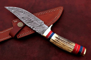 Custom Hand Made Damascus Steel Beautiful Hunting Bowie Knife