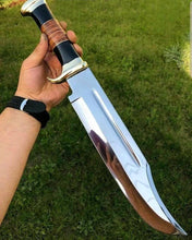 Load image into Gallery viewer, Custom Handmade D2 Steel Crocodile Dundee Bowie with Leather &amp; Horn Handle