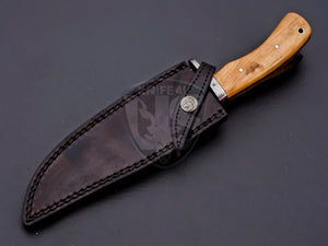 Custom Hand Made Damascus Steel Hunting Bowie knife Cherry Wood on Handle