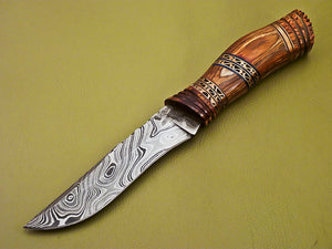 Custom Handmade Damascus Steel Hunting Knife with Beautiful Wood Handle