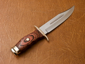 Custom Hand Made D2 Steel Hunting Knifes with Amazing Wood Handle