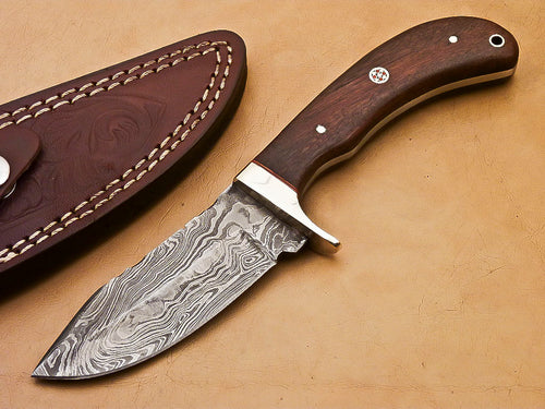 Handmade Damascus Hunting Knife with Walnut Wood