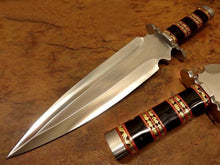 Load image into Gallery viewer, Custom Hand Made D2 Steel Beautiful Dagger Knife with Bull Horn Handle