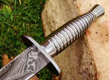 Load image into Gallery viewer, Custom Hand Made Damascus Steel Beautiful Dagger Knife with Damascus Handle